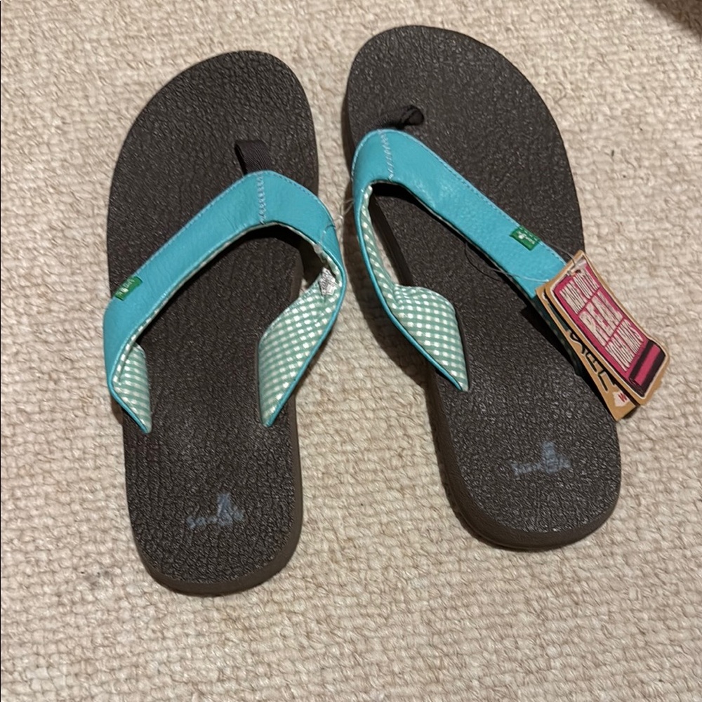 Sanuk Turquoise and Dark Brown Sandals